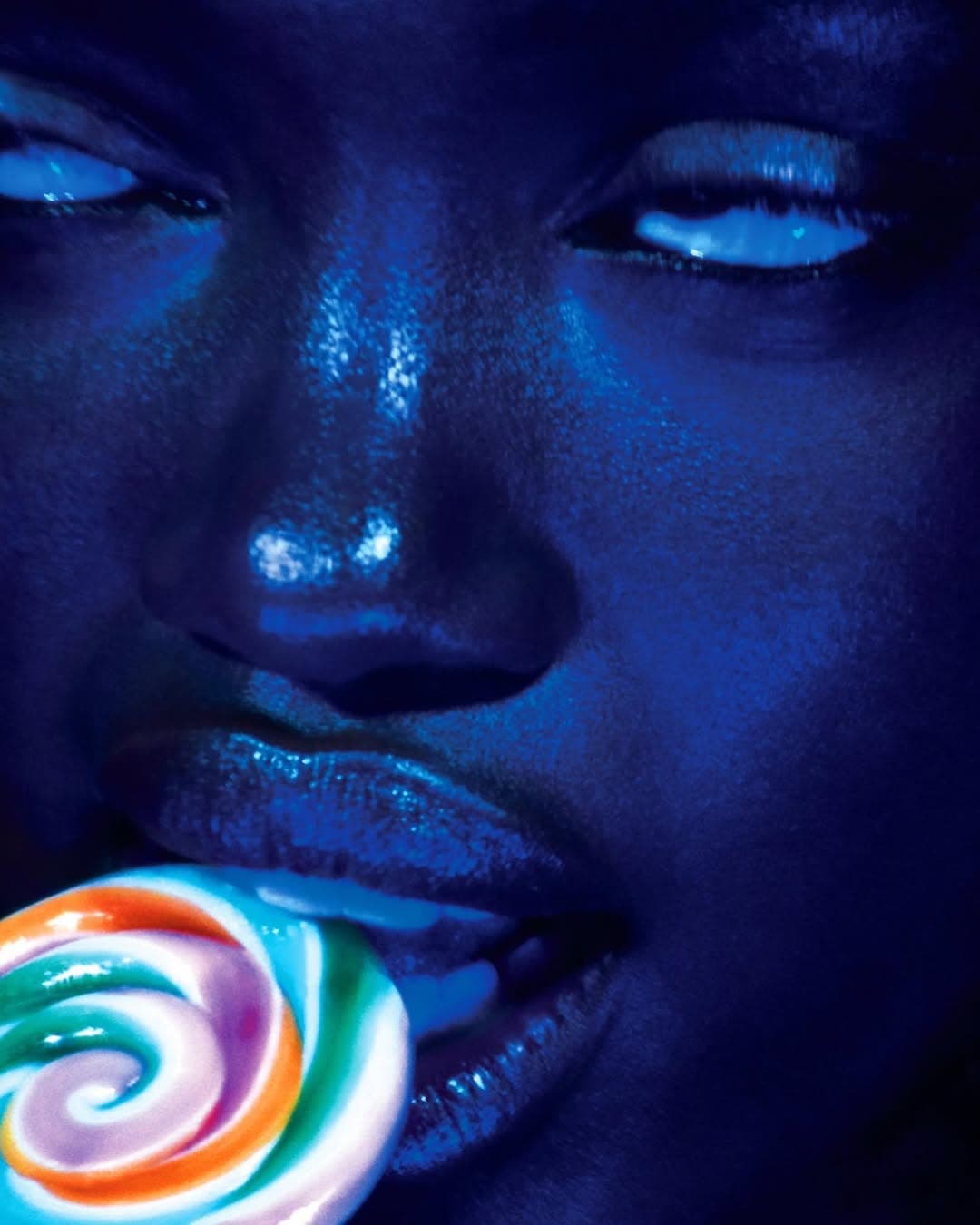 Mental filters for @vogueportugal
JAN/FEB 2021 issue